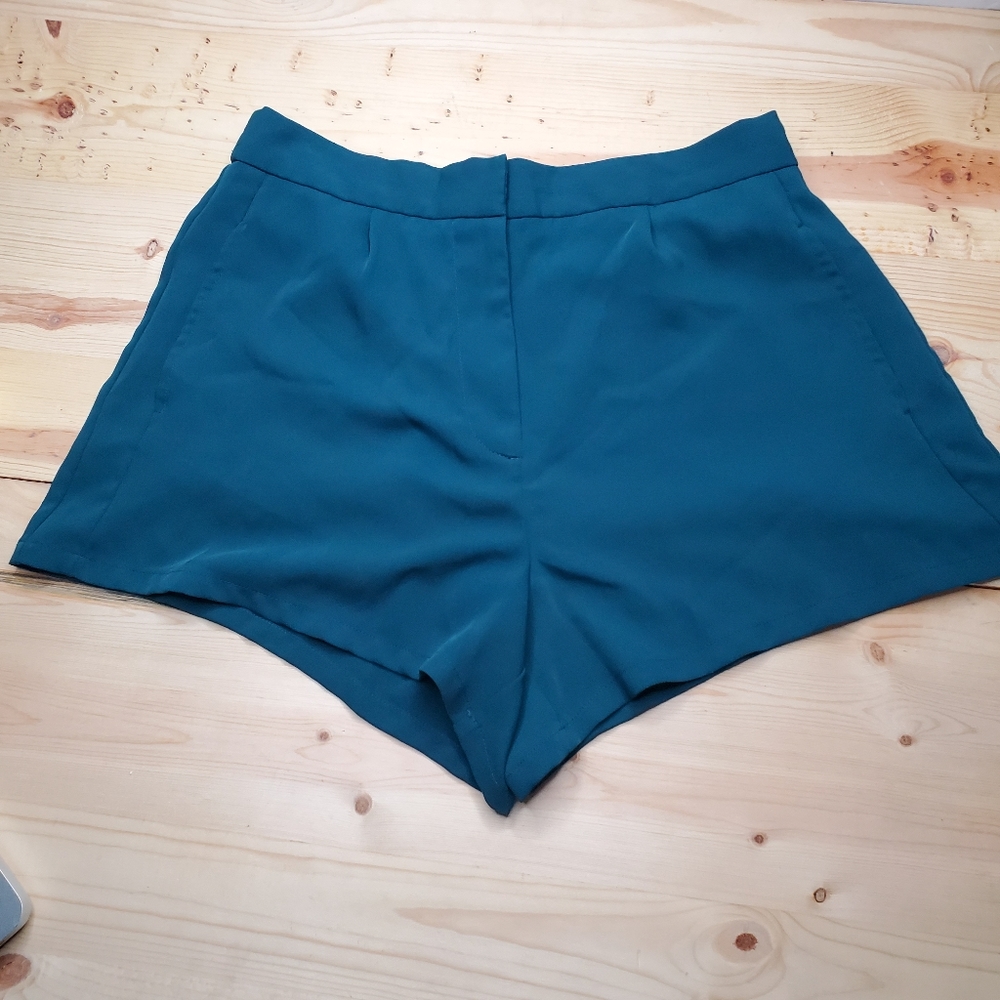Forever 21 suit shorts hot pants size L